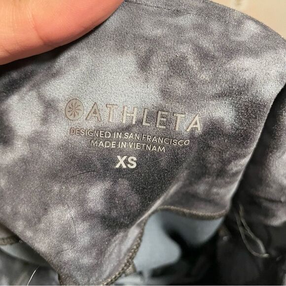 Athleta Salutation Powervita Tie Dye Tight- Size XS - Picture 5 of 7